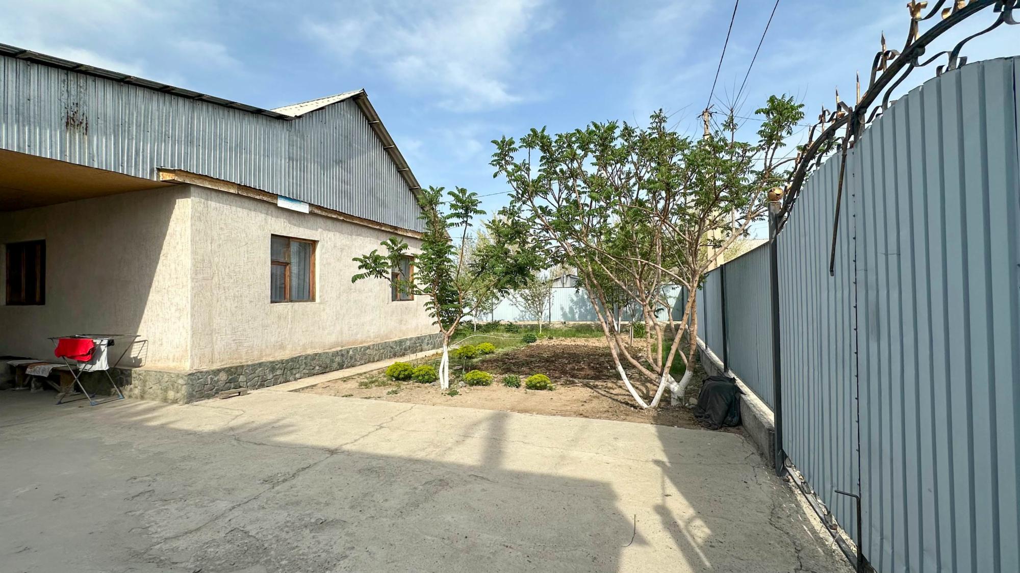 4-комнантный квартира, 71.0 м²,Бугор за 21 000 000