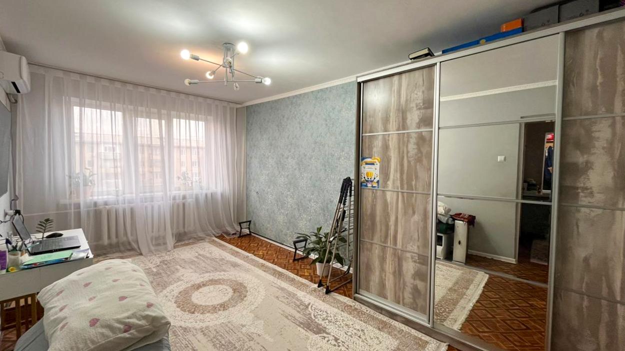 4-комнантная квартира, 43.0 м²,Абжалиева за 16 300 000