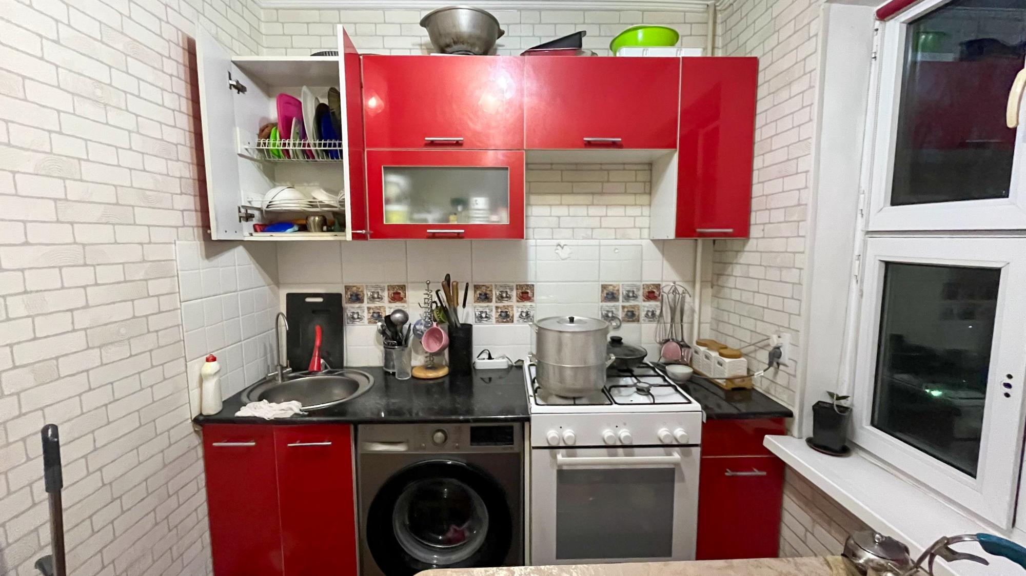 3-комнантная квартира, 63.0 м²,4 мкр за 21 000 000