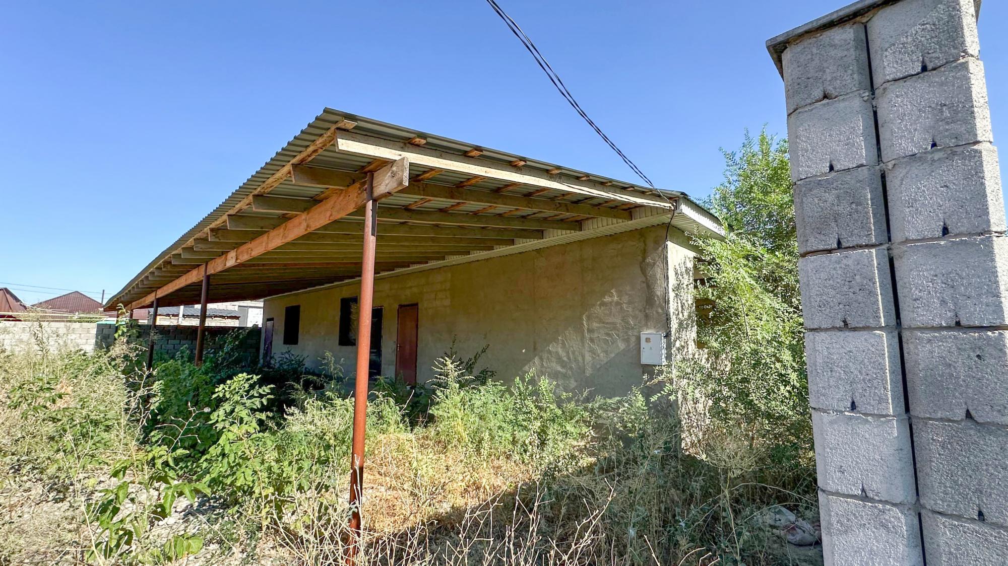 5-комнантный квартира, 240.0 м²,Абая за 20 000 000