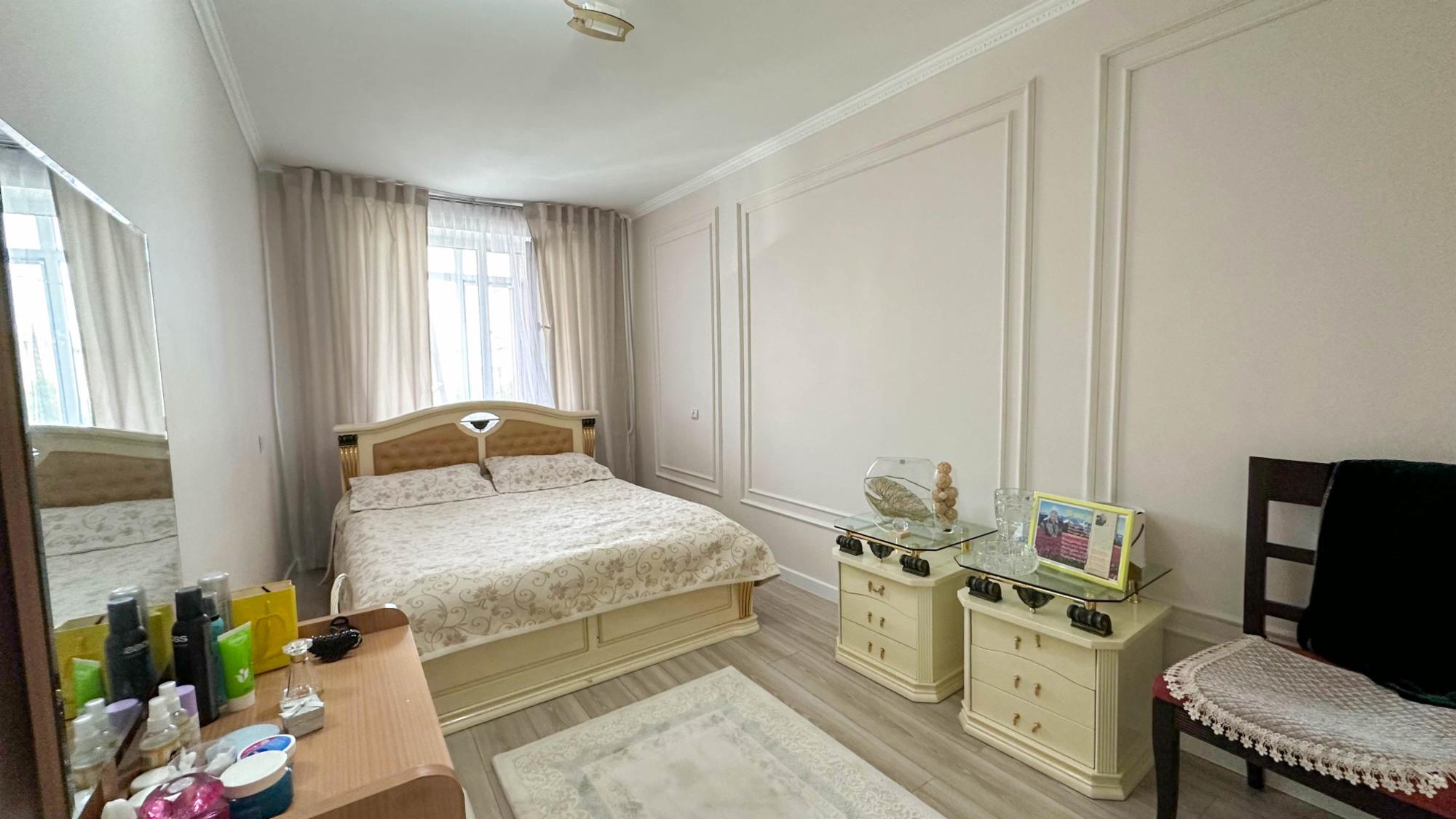 2-комнантная квартира, 56.0 м²,мкр Мушелтой за 23 000 000