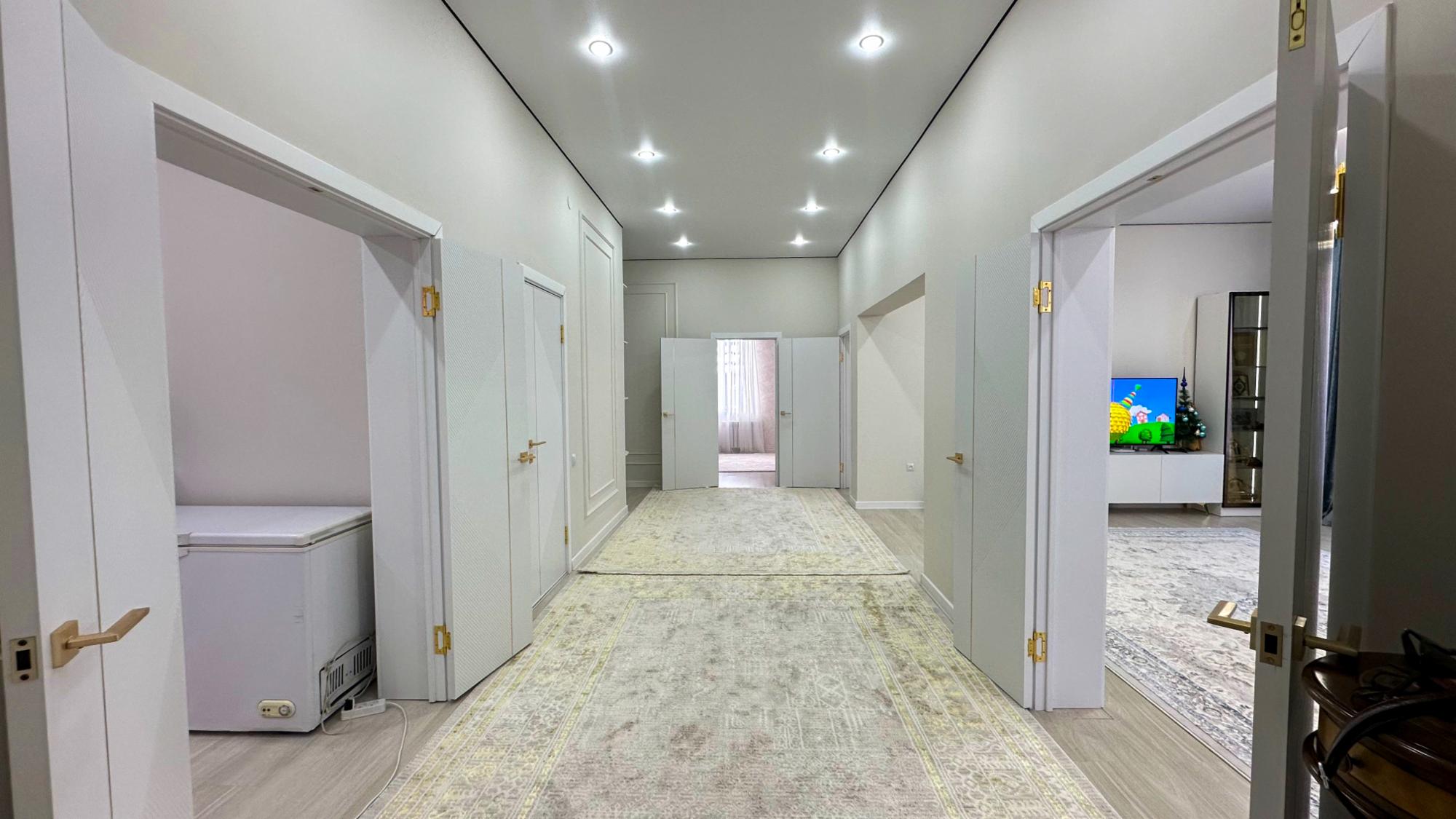 4-комнантный квартира, 159.0 м²,Биржан Сал за 68 000 000