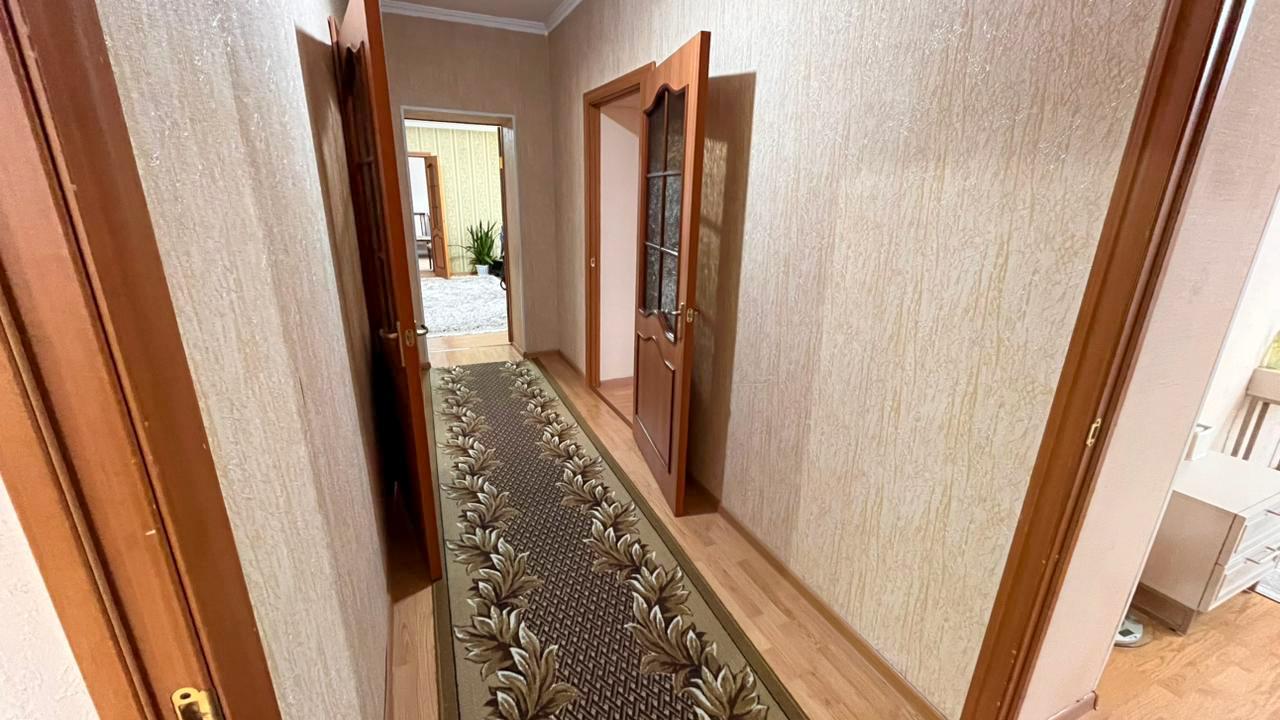 6-комнантный квартира, 187.0 м²,Карамурзанова за 39 500 000