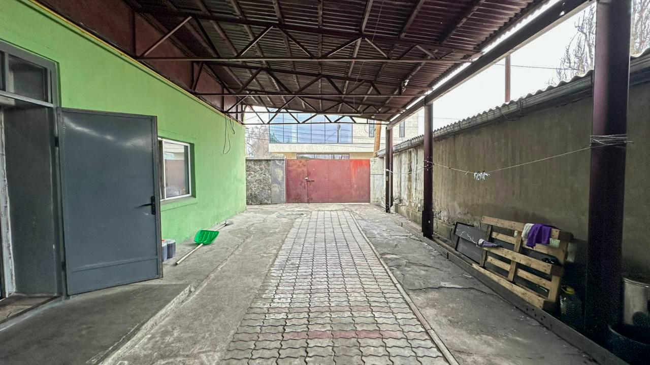 10-комнантный квартира, 202.0 м²,Назарбаева за 140 000 000