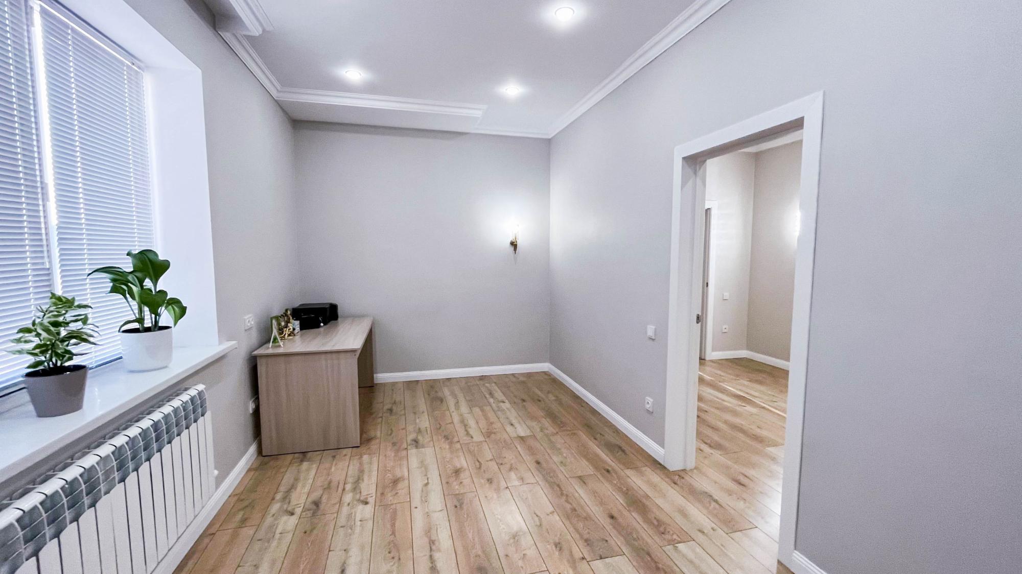 4-комнантный квартира, 140.0 м²,Жиенкулова за 45 000 000