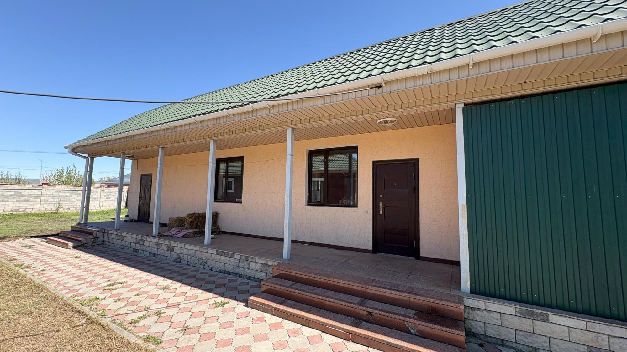 6-комнантный квартира, 300.0 м²,Талдыкорганская за 115 000 000