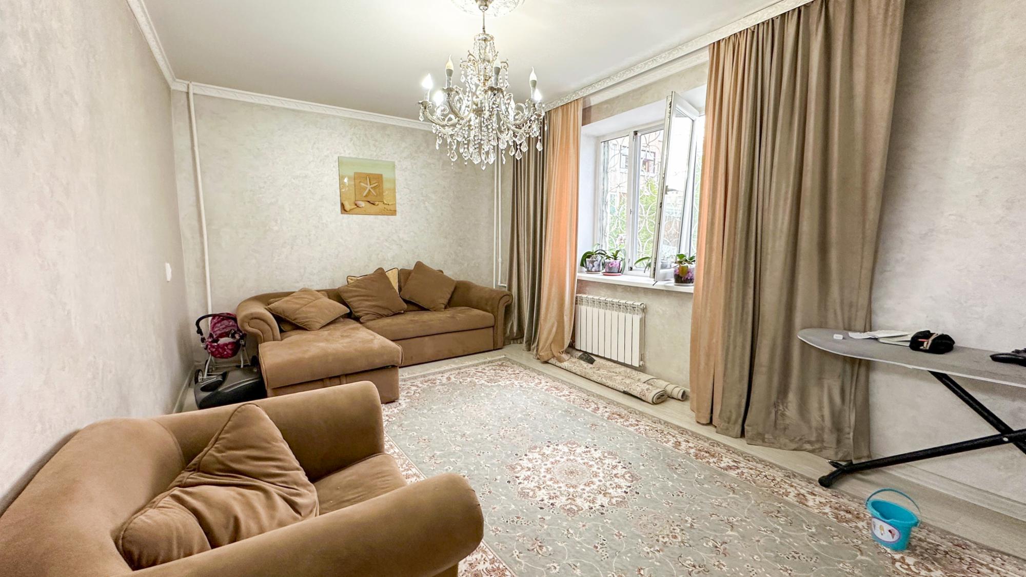 4-комнантная квартира, 94.0 м²,4 мкр за 27 500 000