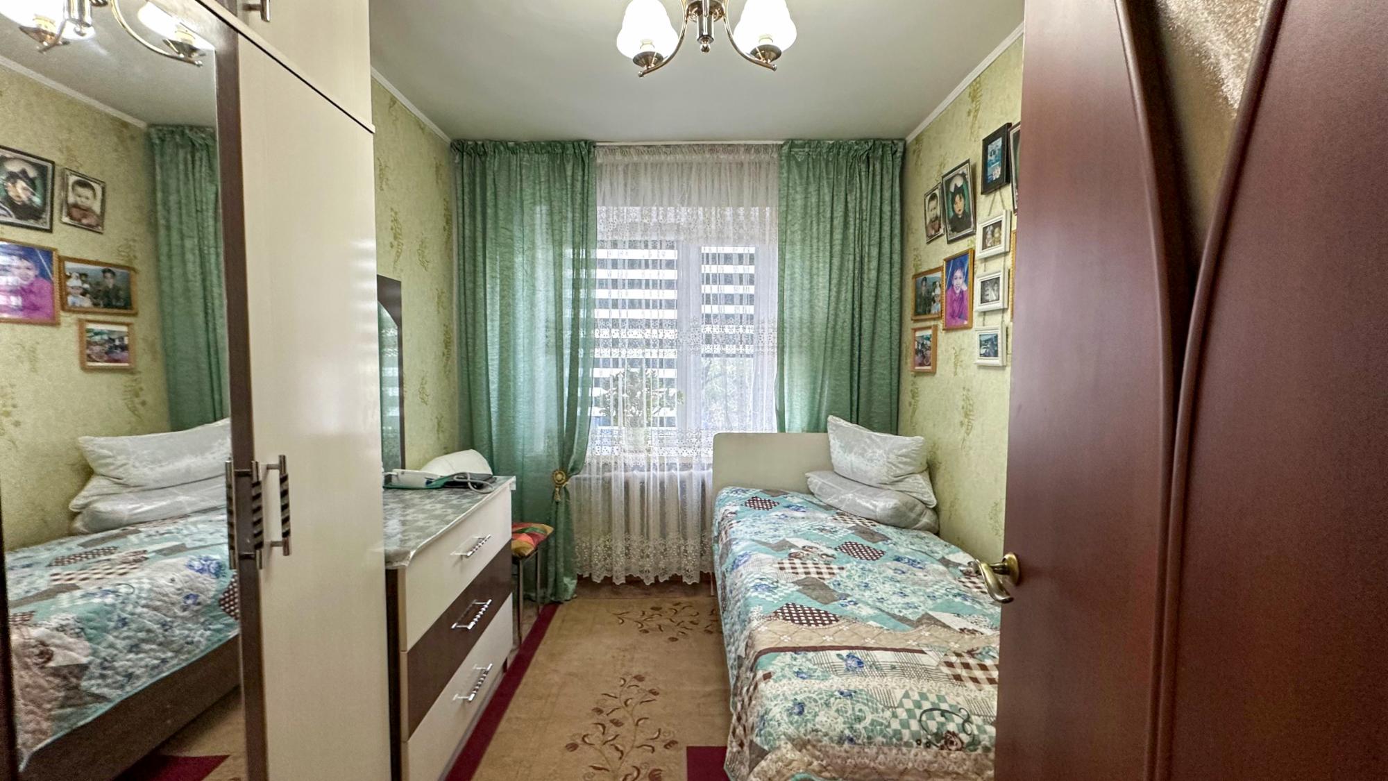 4-комнантная квартира, 71.0 м²,5 мкр за 25 000 000