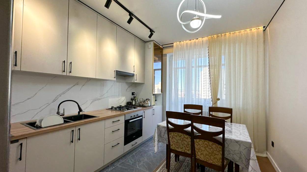 3-комнантная квартира, 91.0 м²,Бирлик за 45 000 000