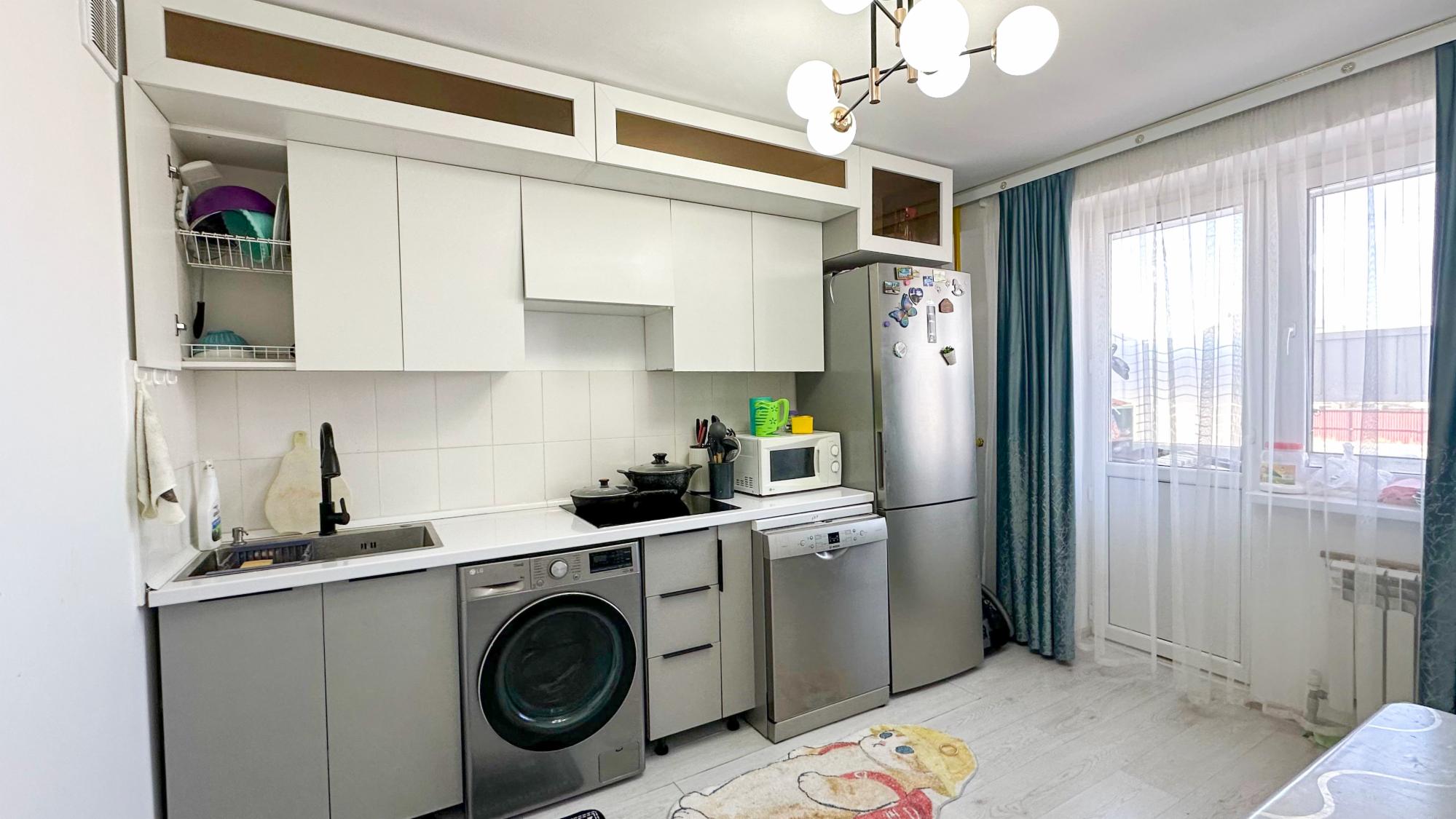 3-комнантная квартира, 72.0 м²,Бирлик за 28 500 000