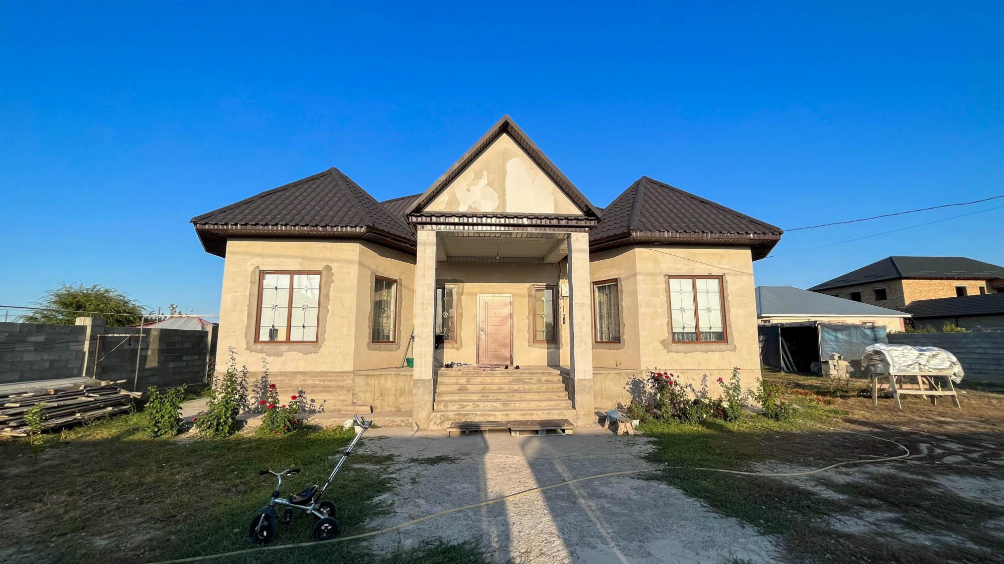 5-комнантный квартира, 226.0 м²,Амангельды за 45 000 000