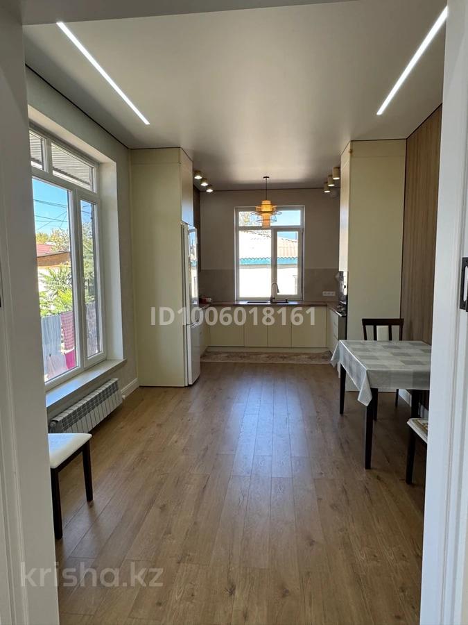 4-комнантный квартира, 137.7 м²,Сапиева за 45 000 000