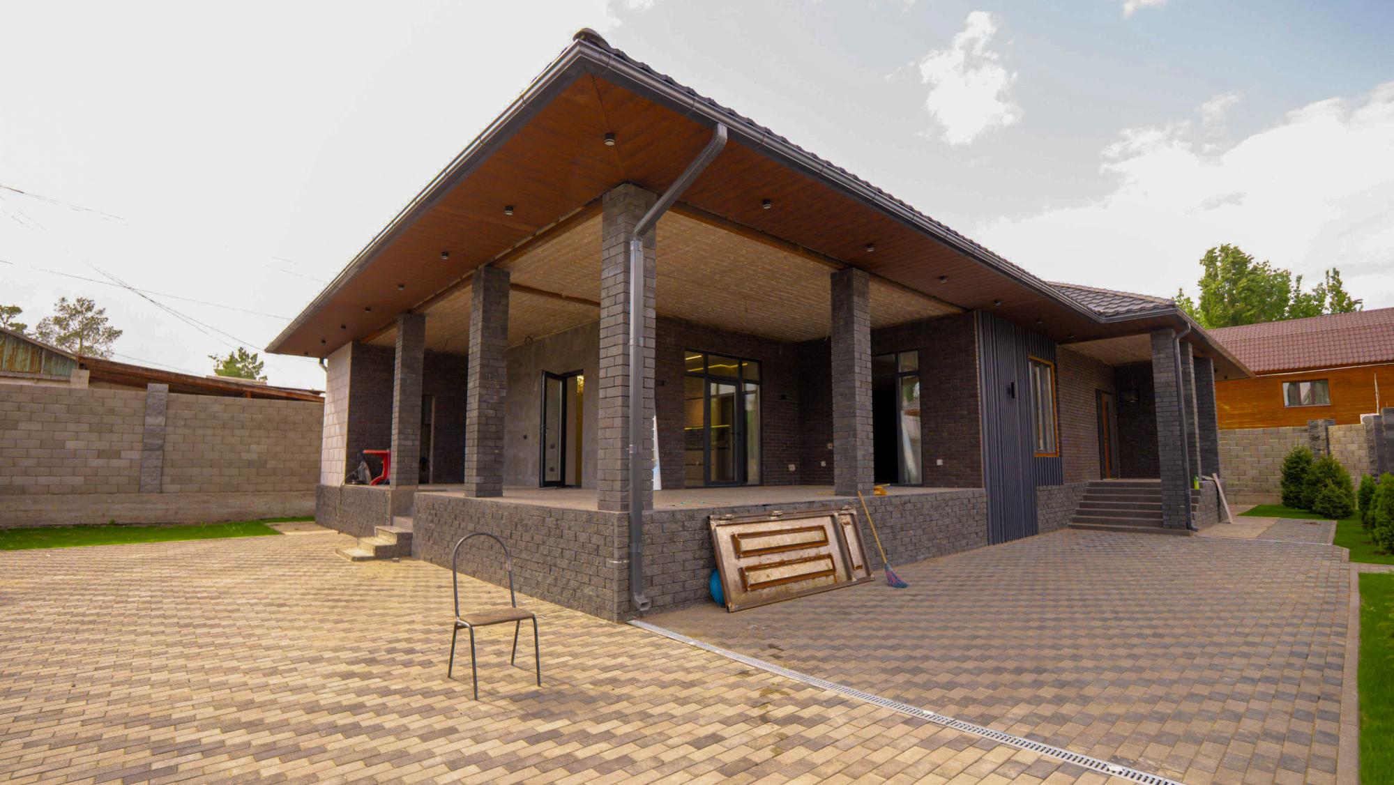 4-комнантный квартира, 280.0 м²,Маметова за 128 000 000