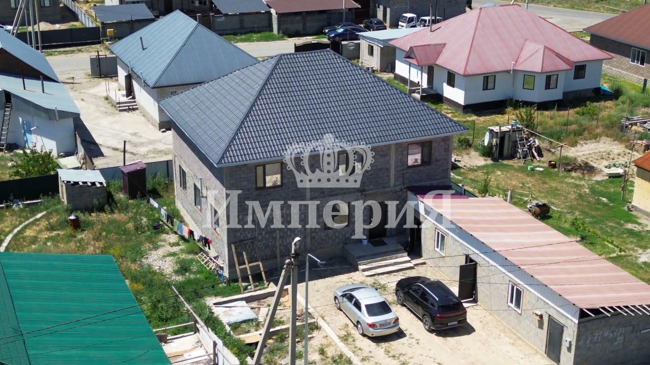 8-комнантный квартира, 137.0 м²,Абубакирова за 55 000 000