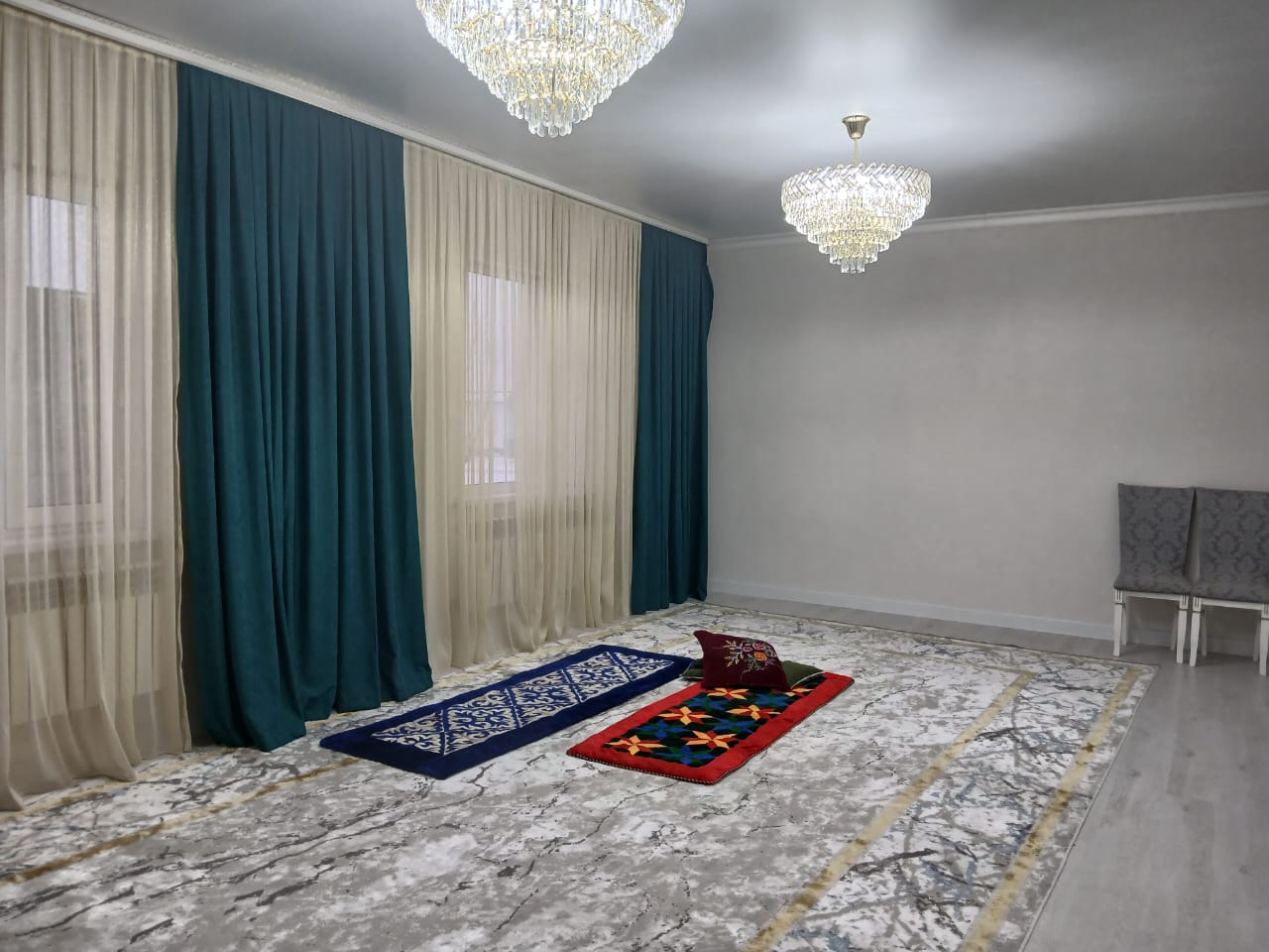 4-комнантный квартира, 190.0 м²,Дауылды за 26 000 000