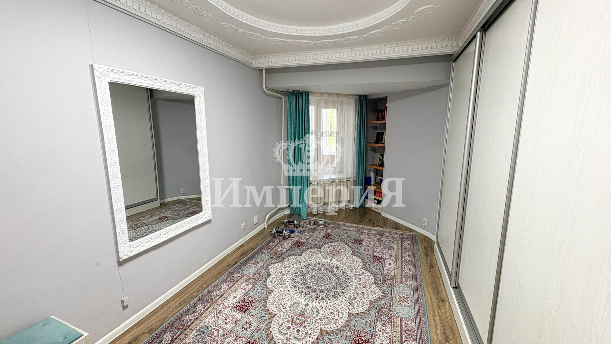 5-комнантная квартира, 150.0 м²,Толебаева за 47 000 000