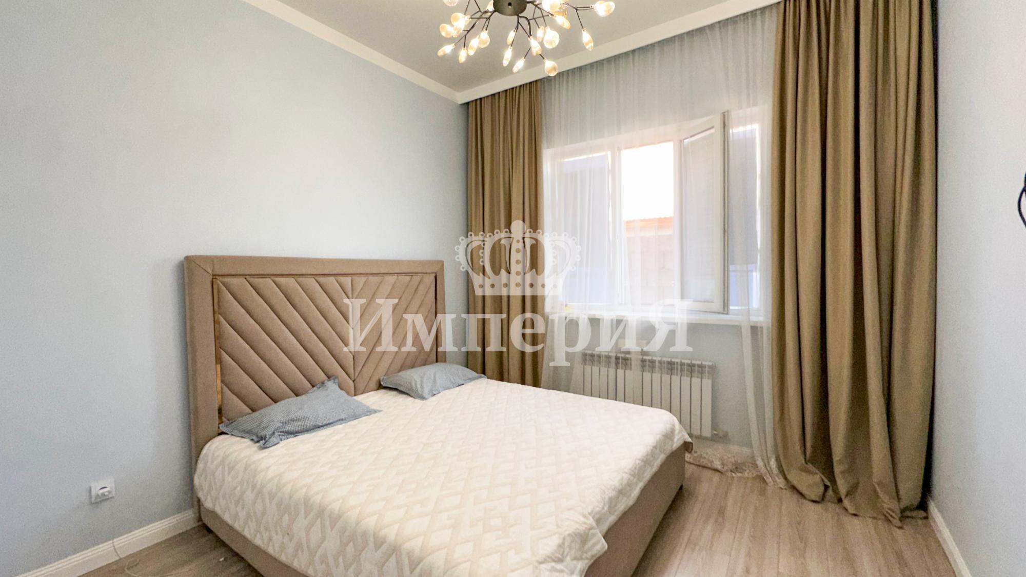 4-комнантный квартира, 144.0 м²,Абая за 47 500 000