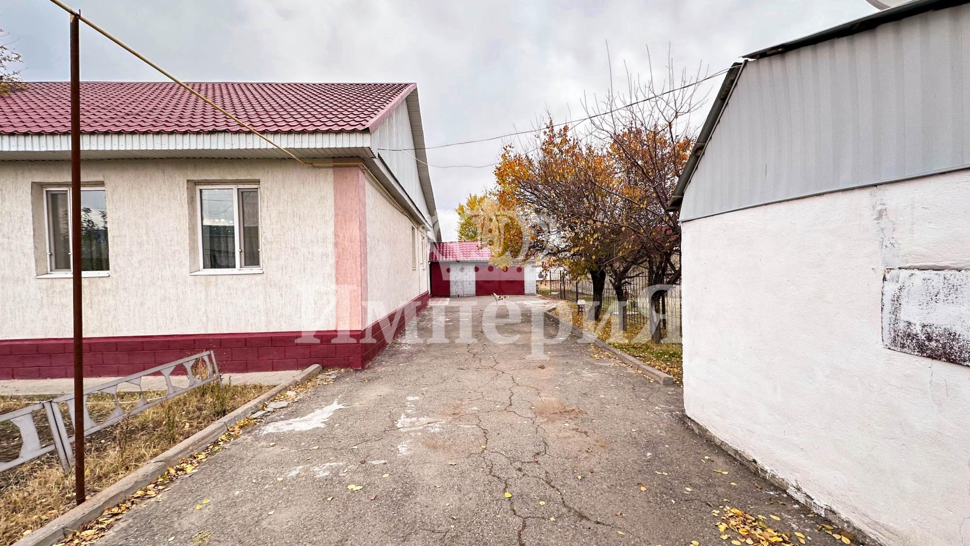 5-комнантный квартира, 126.0 м²,Карасай Батыра за 25 000 000