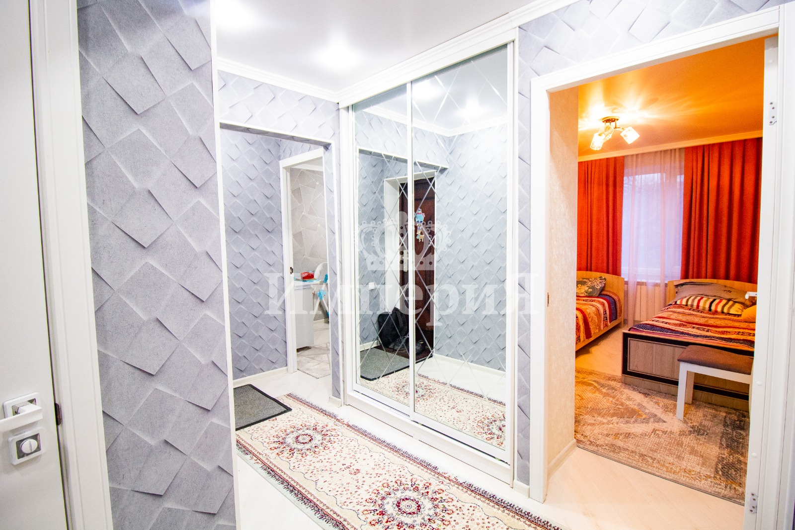 4-комнантная квартира, 78.0 м²,4 мкр за 29 000 000