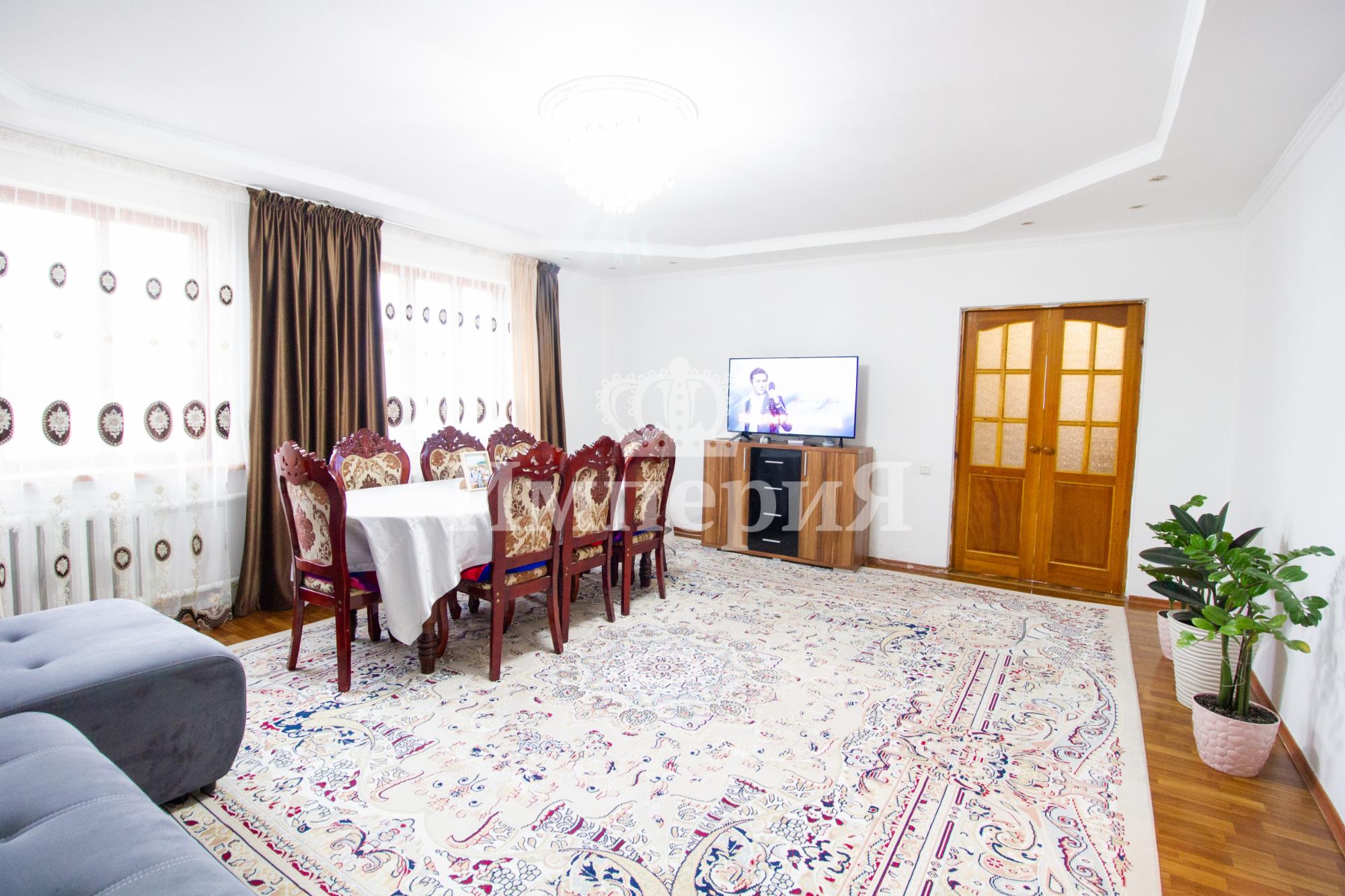 4-комнантный квартира, 107.0 м²,Сыртанова за 38 000 000