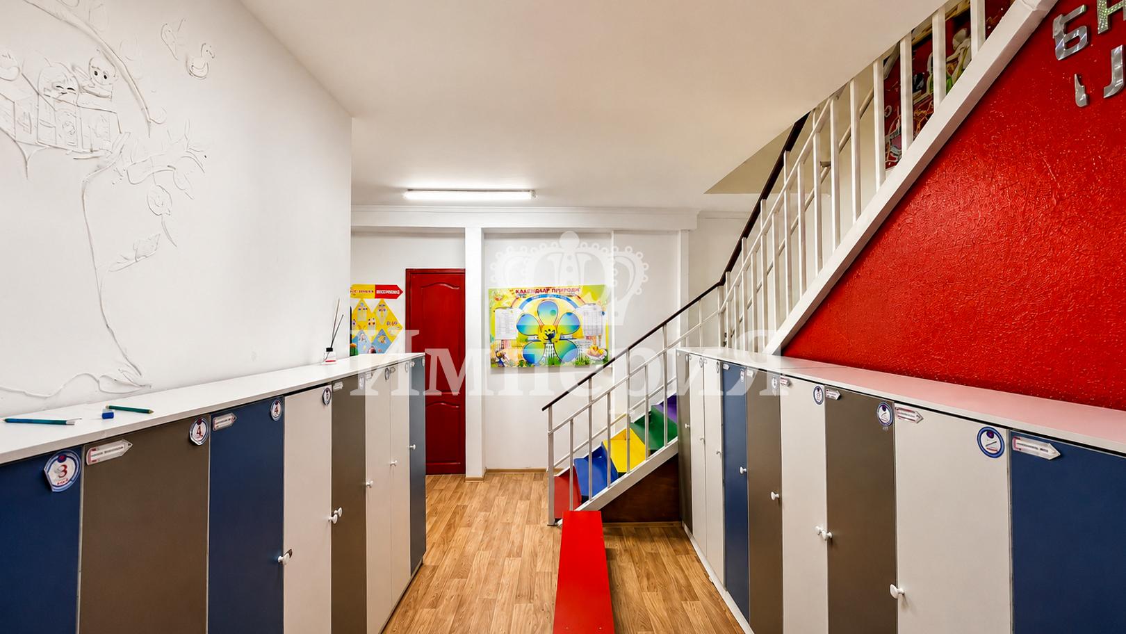 15-комнантный квартира, 266.0 м²,Калиева за 90 000 000