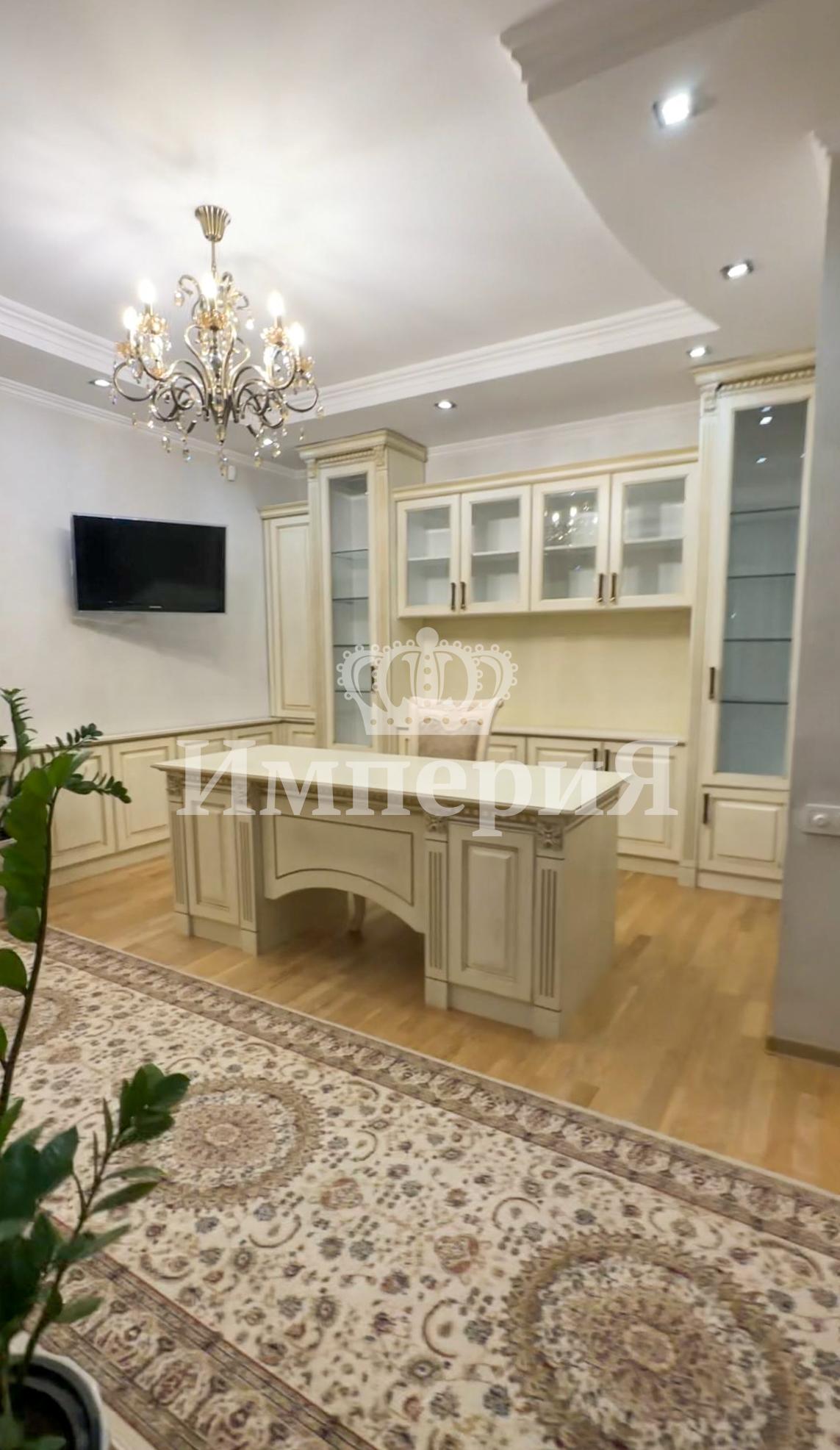 5-комнантная квартира, 180.0 м²,Каратал за 80 000 000