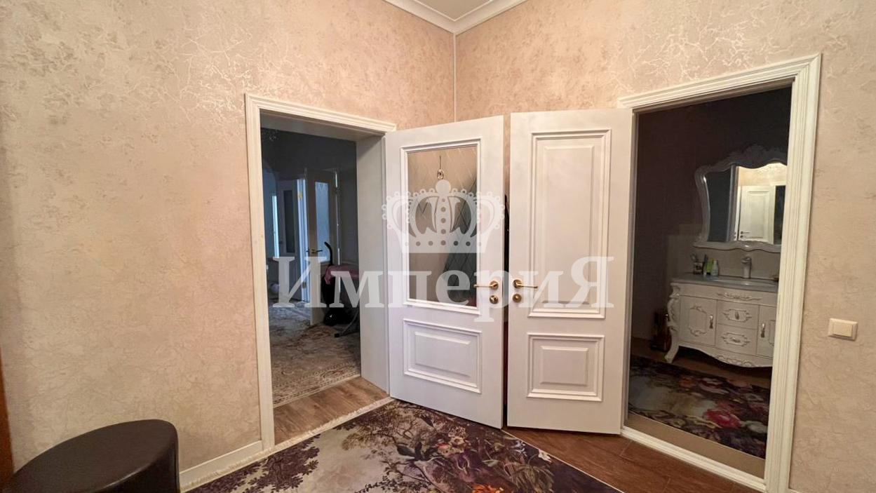 5-комнантный квартира, 168.0 м²,Казыбаева за 70 000 000