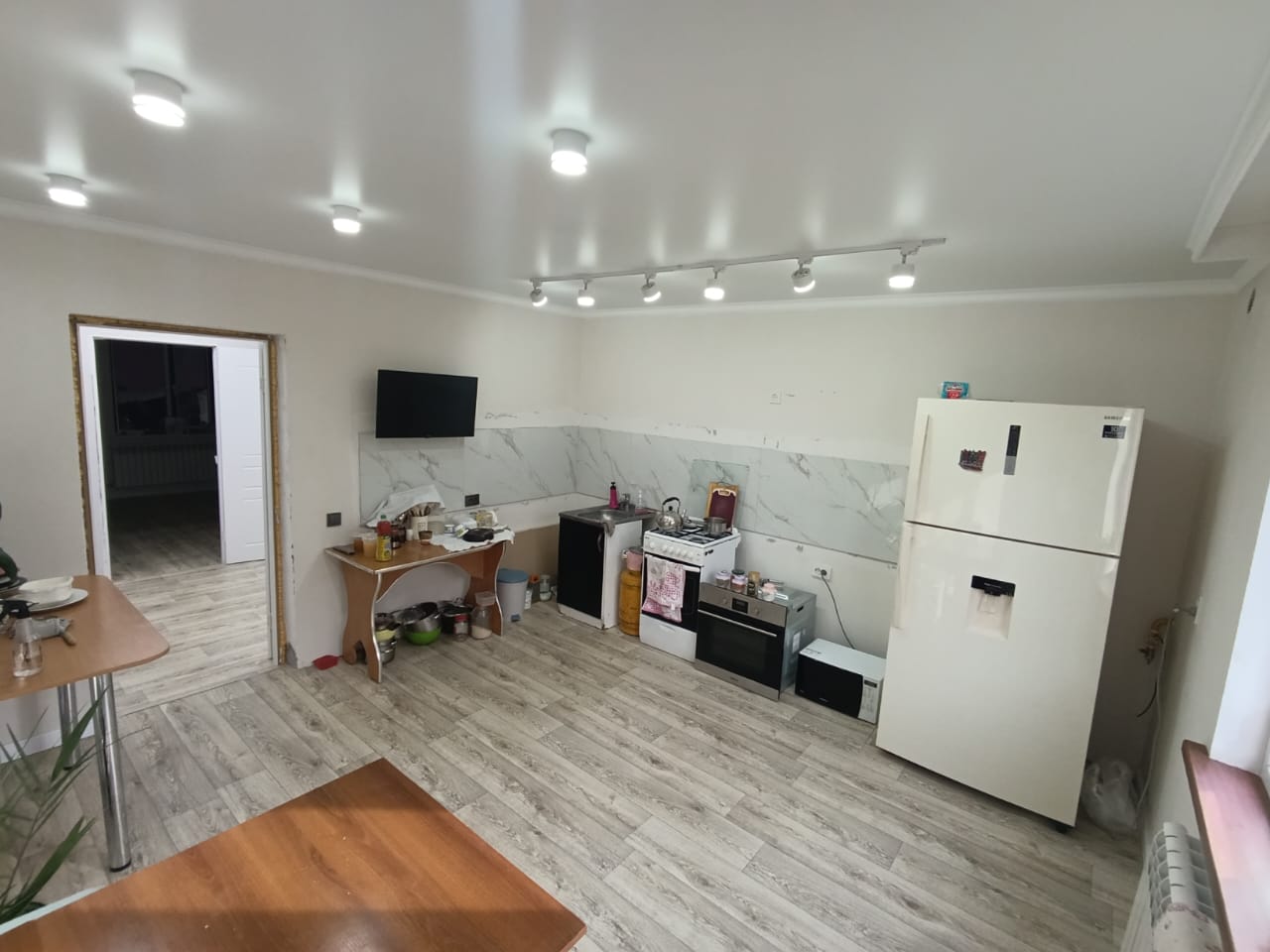 4-комнантный квартира, 100.0 м²,Ескельды Би за 300 000