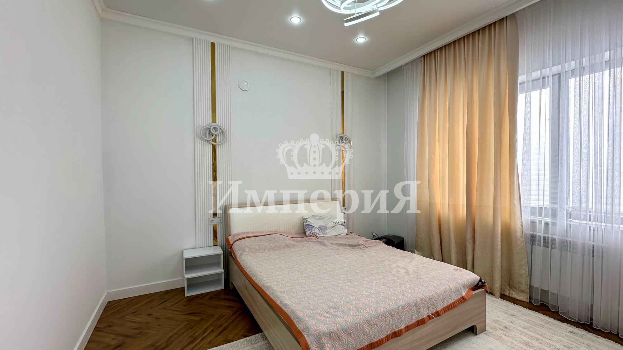 5-комнантный квартира, 203.0 м²,Абылай Хана за 67 000 000