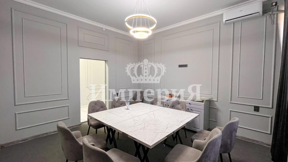 7-комнантный квартира, 428.0 м²,Желтоксан за 230 000 000