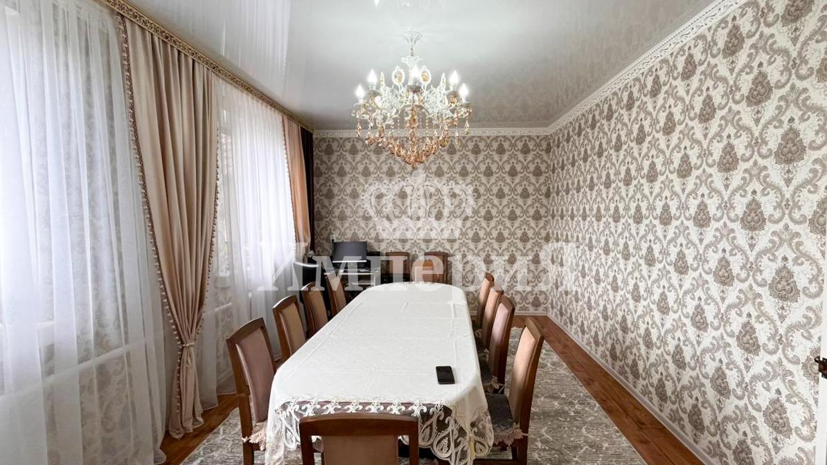 5-комнантный квартира, 146.0 м²,Жамбыл за 31 000 000