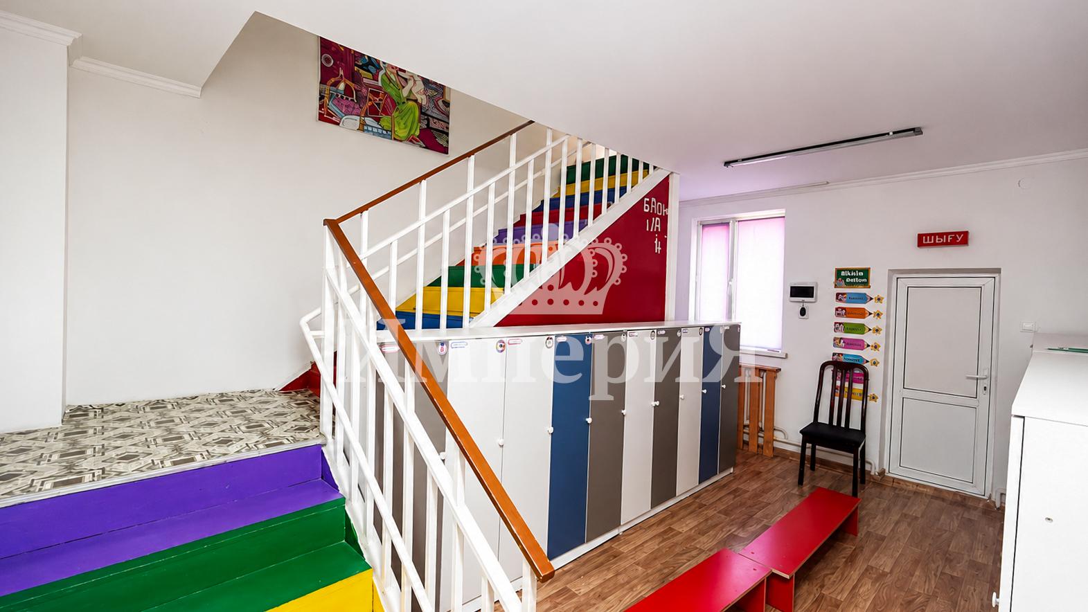15-комнантный квартира, 266.0 м²,Калиева за 90 000 000