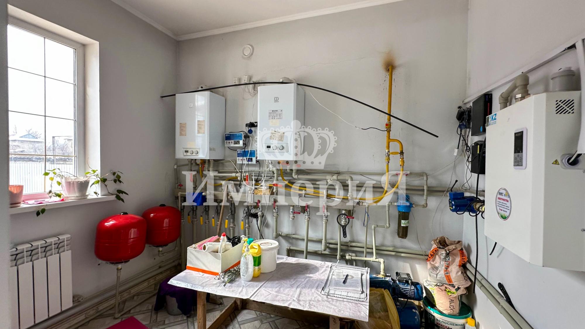 6-комнантный квартира, 310.0 м²,Айтыкова за 135 000 000