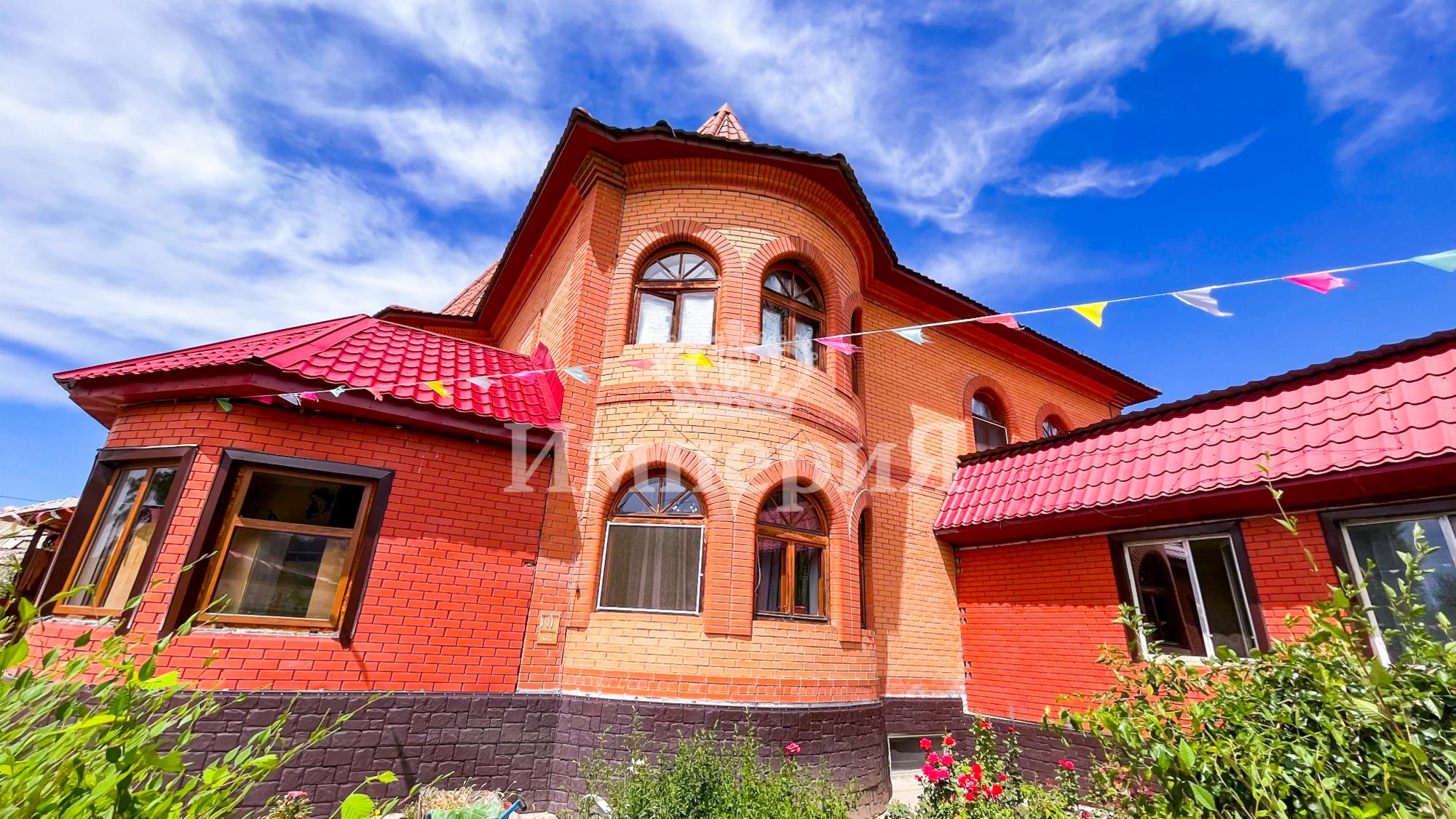 10-комнантный квартира, 600.0 м²,Биржан Сал за 190 000 000