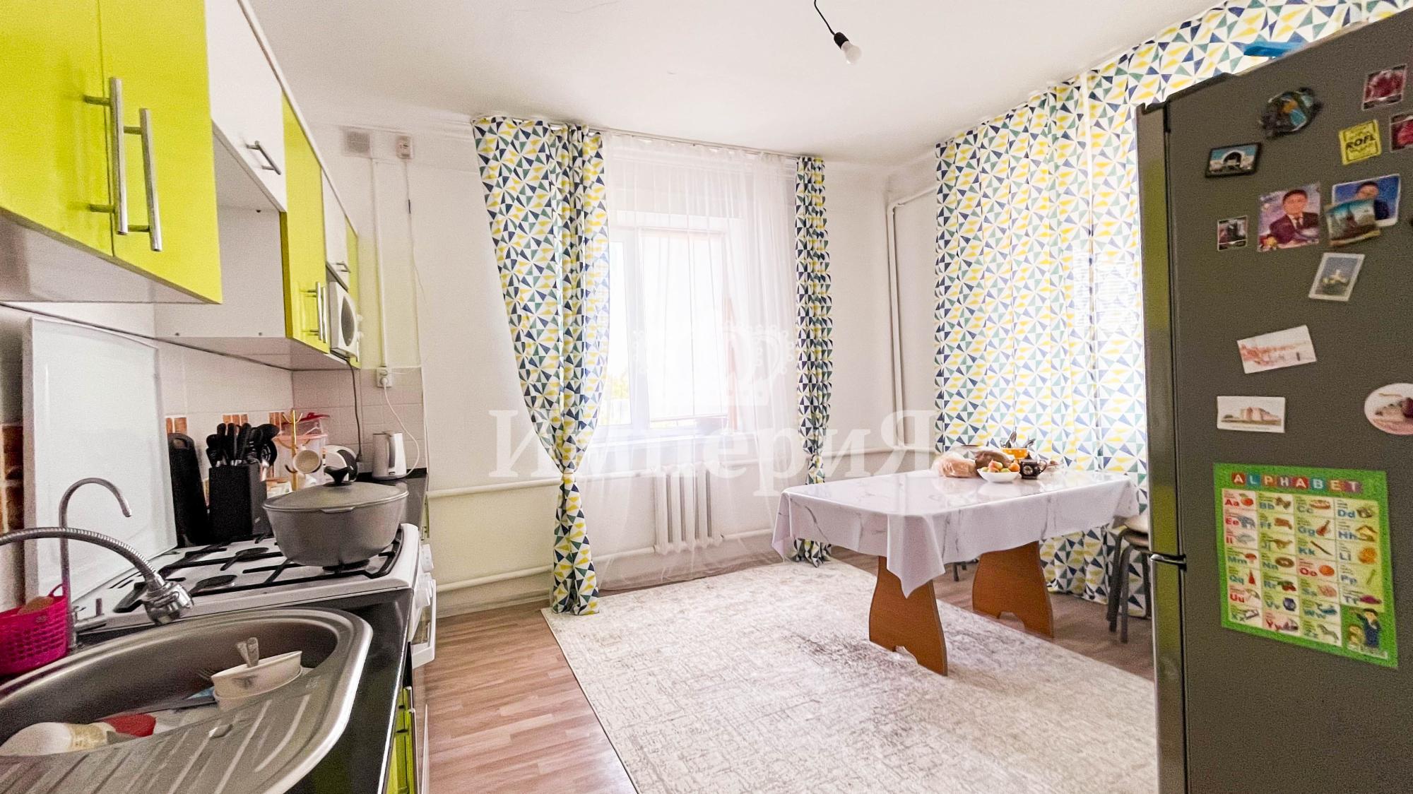 4-комнантный квартира, 112.0 м²,Алимжанова за 28 000 000