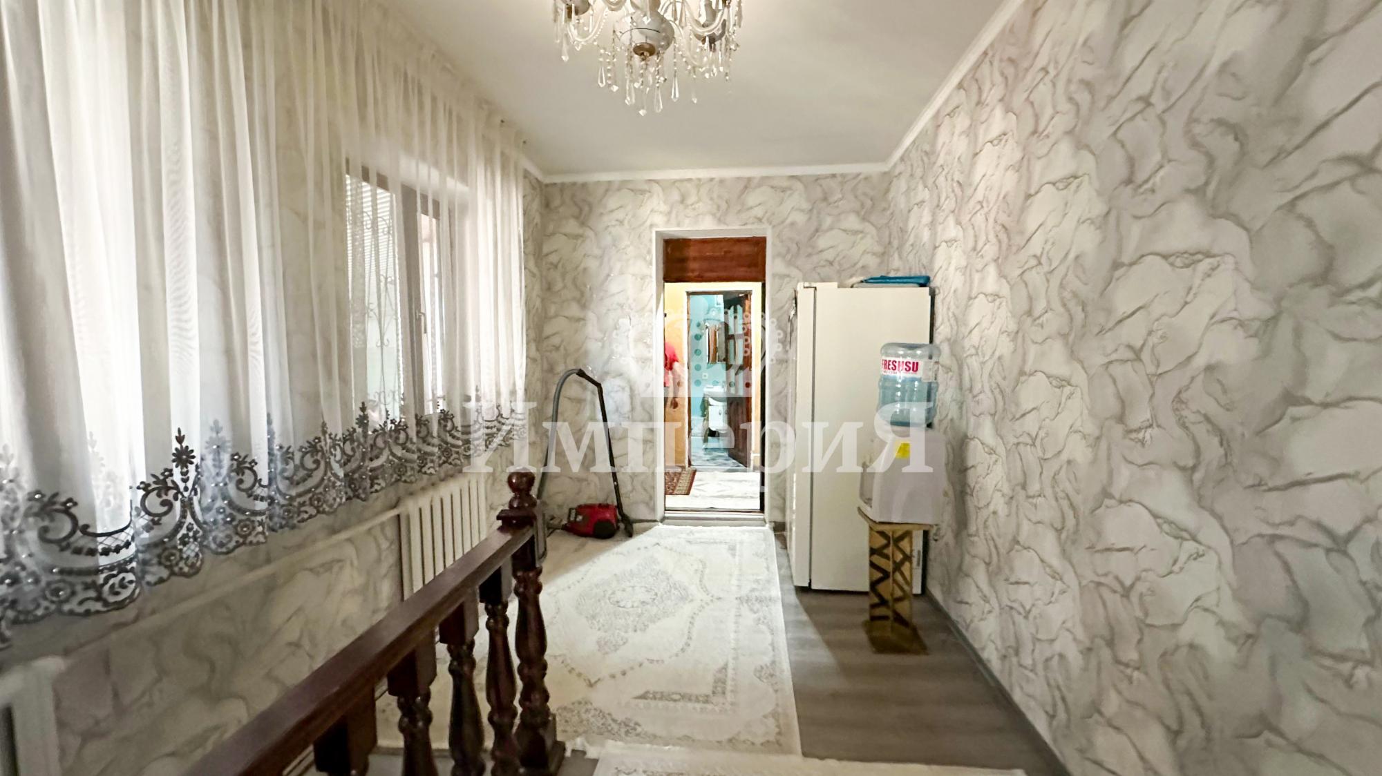 5-комнантный квартира, 137.0 м²,Есенина за 35 000 000