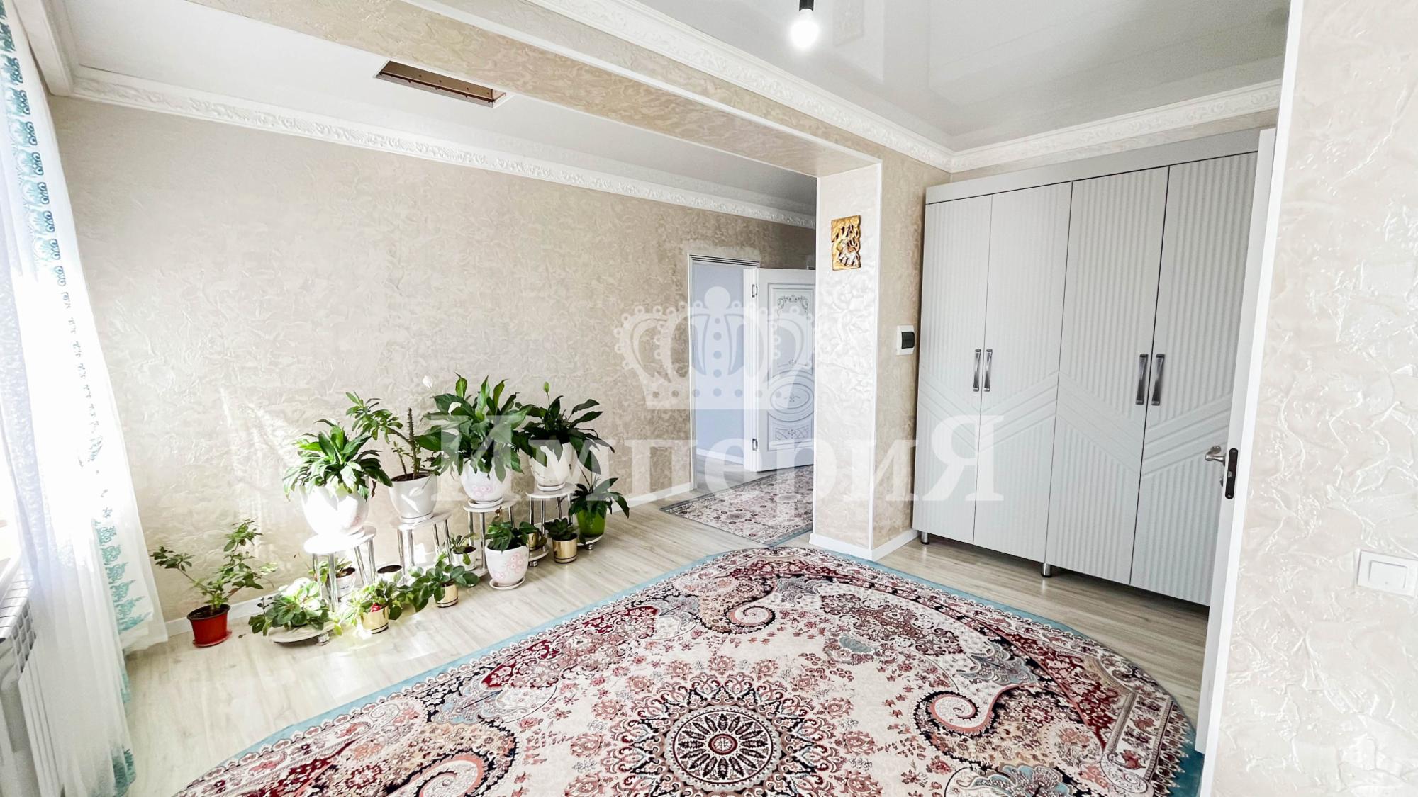 7-комнантный квартира, 263.0 м²,Жибек жолы за 75 000 000