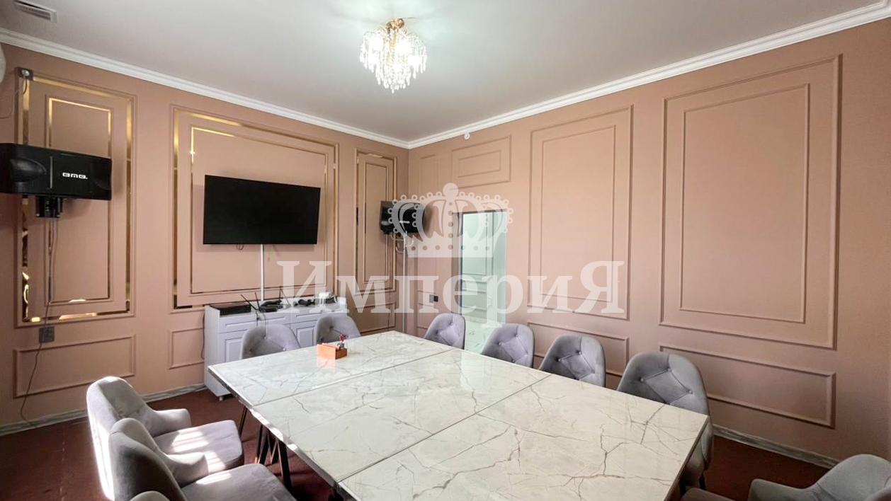 7-комнантный квартира, 428.0 м²,Желтоксан за 230 000 000