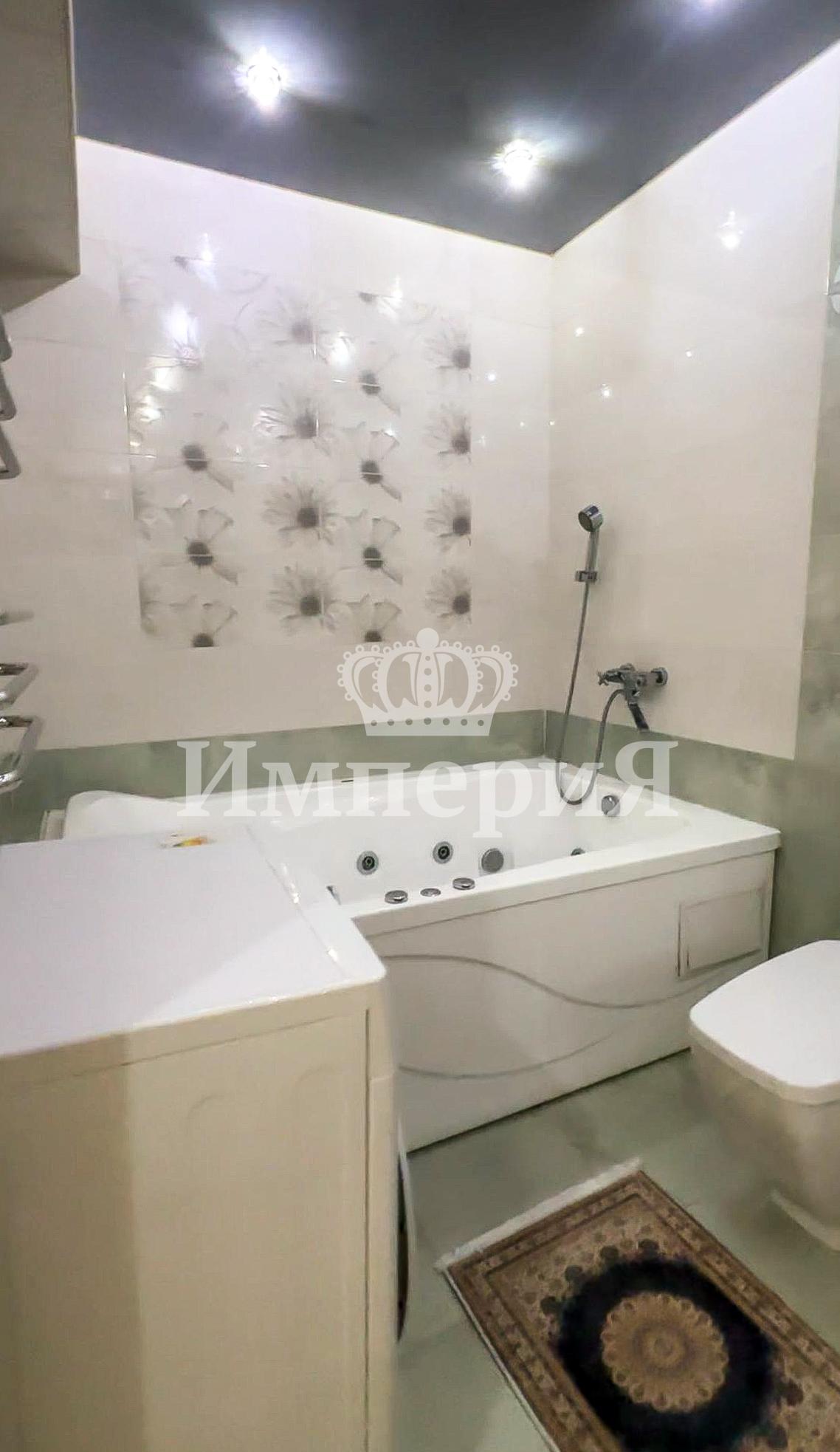 5-комнантная квартира, 180.0 м²,Каратал за 80 000 000