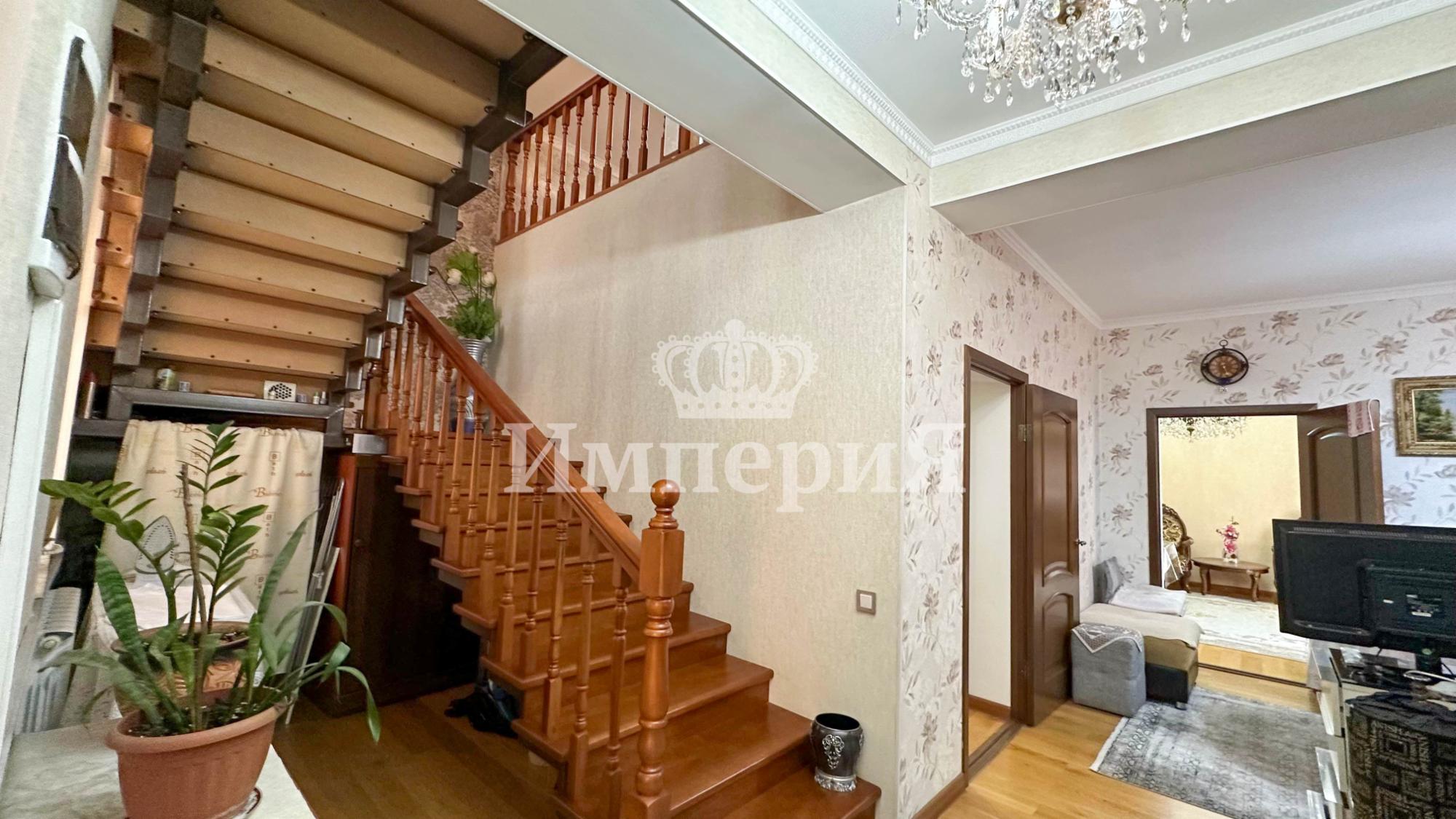 7-комнантный квартира, 158.0 м²,Акын Сара за 85 000 000