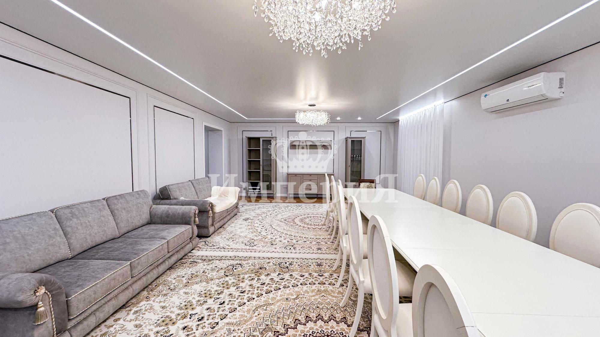 6-комнантный квартира, 236.0 м²,Айдарлы за 80 000 000