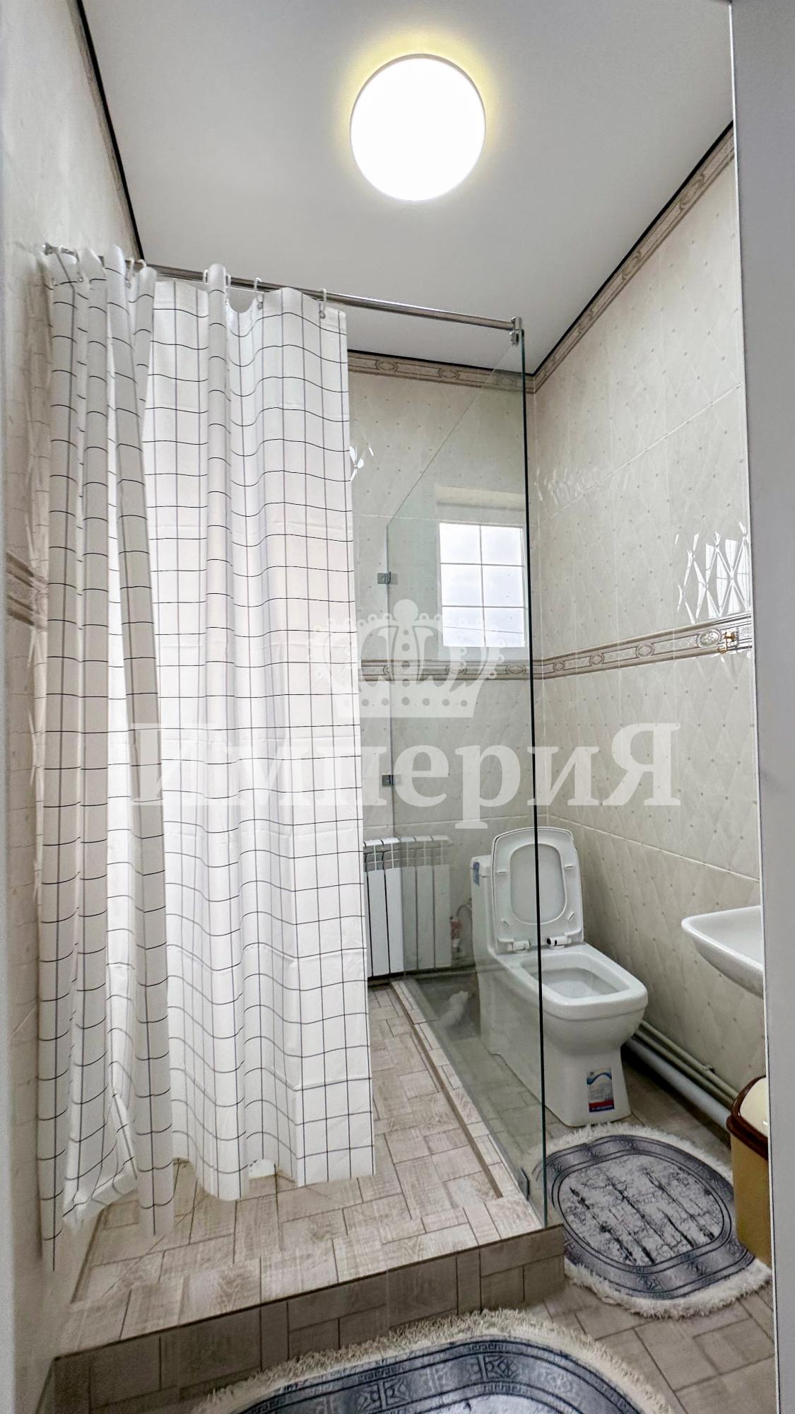 6-комнантный квартира, 310.0 м²,Айтыкова за 135 000 000