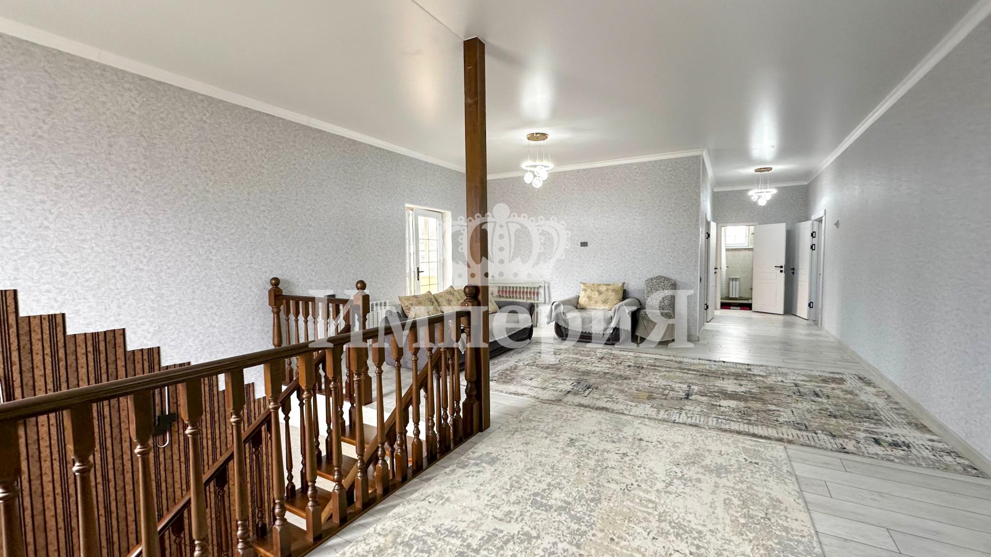 6-комнантный квартира, 310.0 м²,Айтыкова за 135 000 000