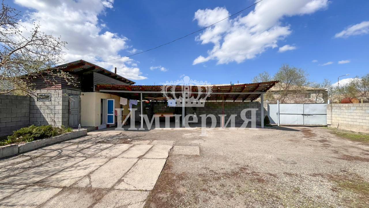 6-комнантный квартира, 216.0 м²,Болашак за 60 000 000