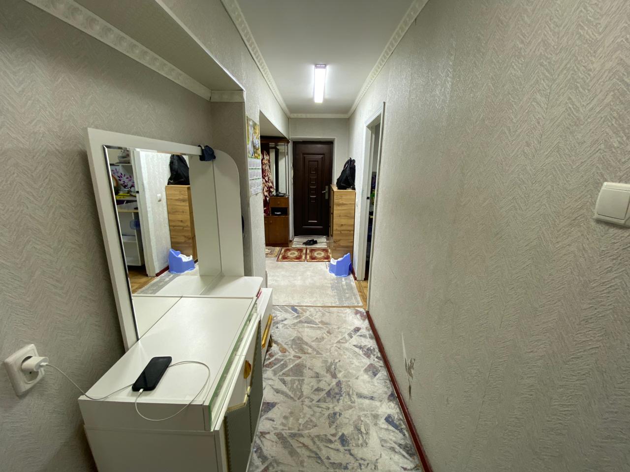 4-комнантная квартира, 95.0 м²,5 мкр за 26 000 000