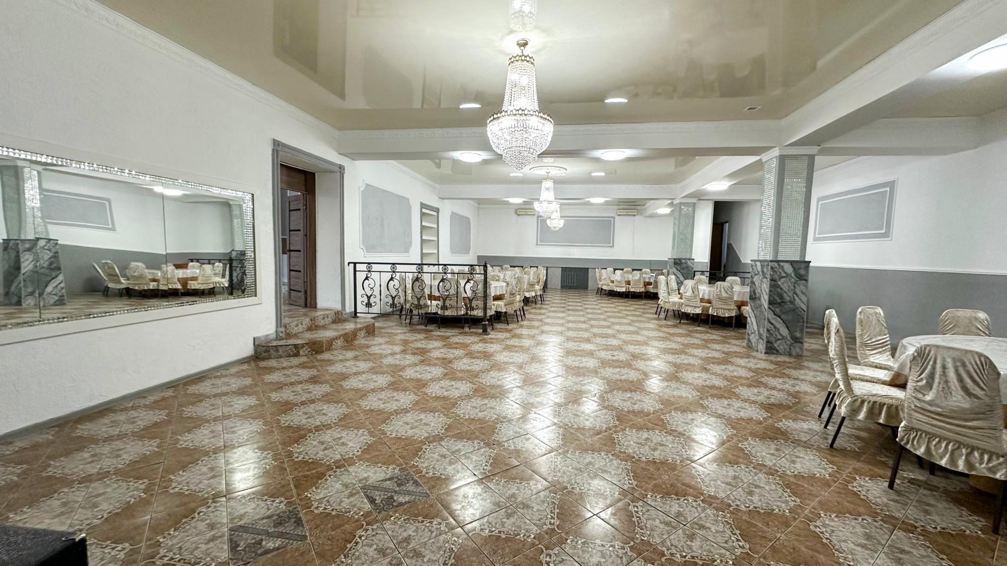 11-комнантный квартира, 620.0 м²,Желтоксан за 180 000 000