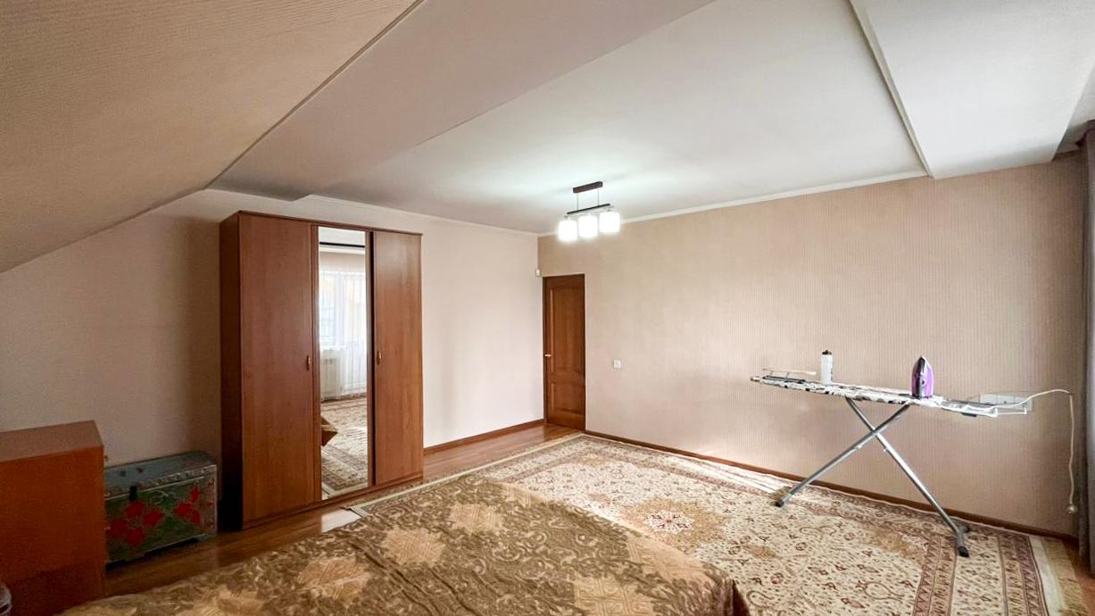 6-комнантный квартира, 198.0 м²,Центр за 65 000 000