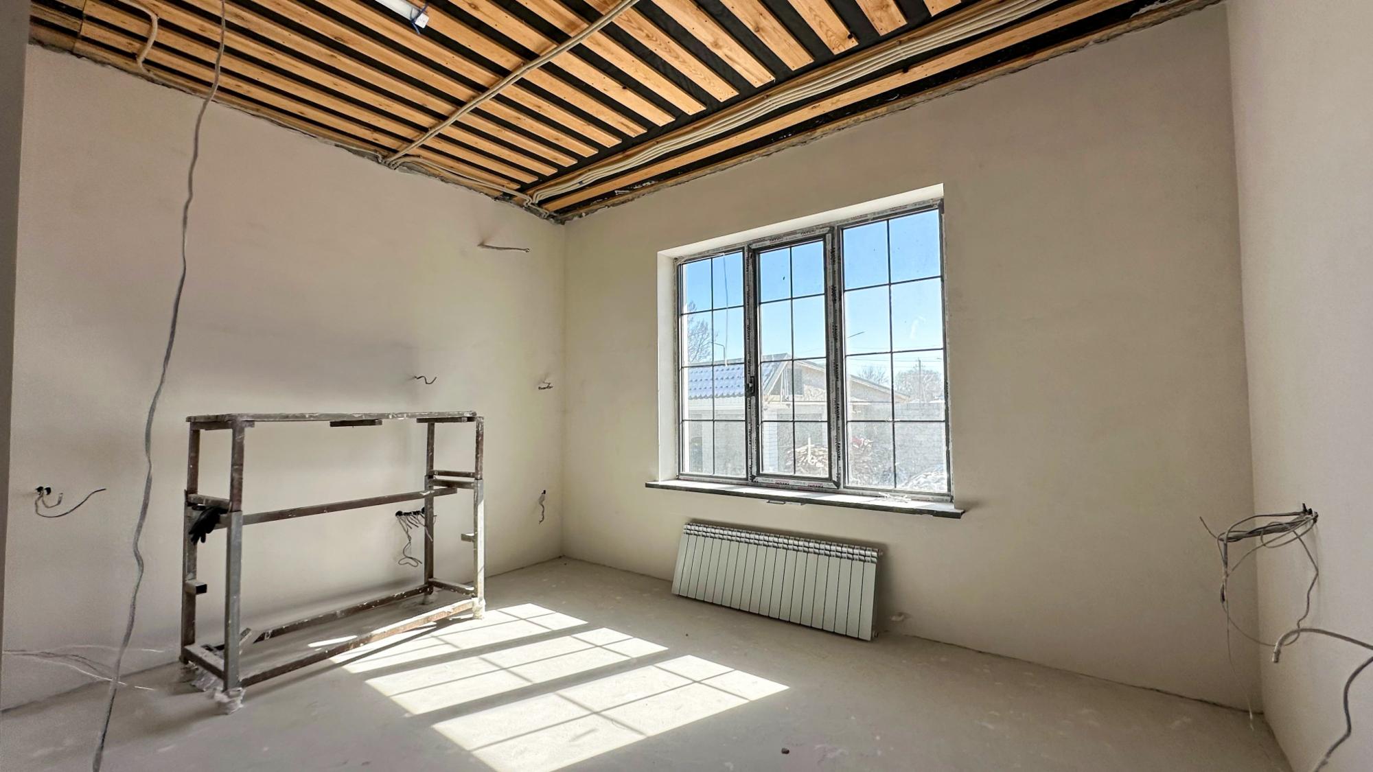 7-комнантный квартира, 372.0 м²,Абая за 95 000 000