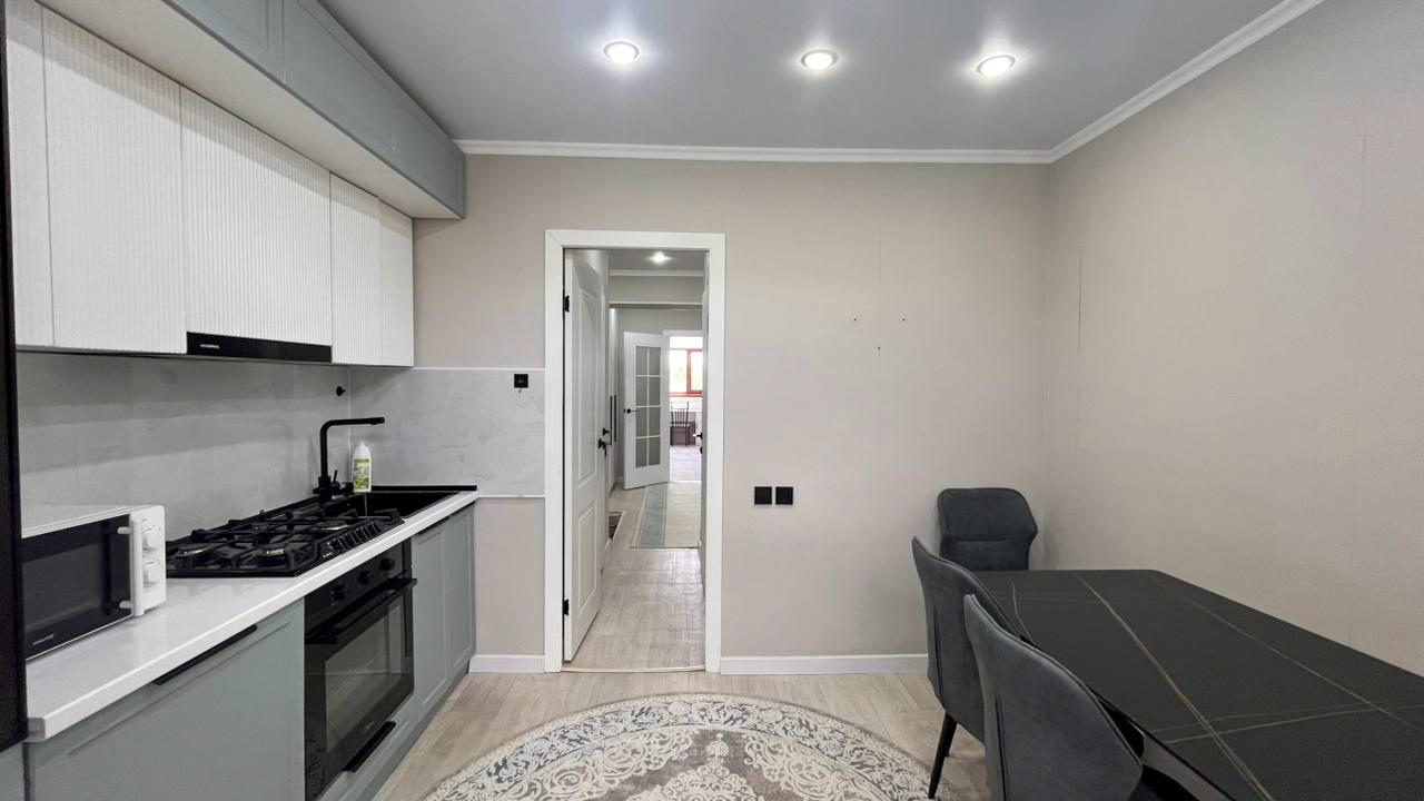 3-комнантная квартира, 74.0 м²,Калиева за 29 000 000