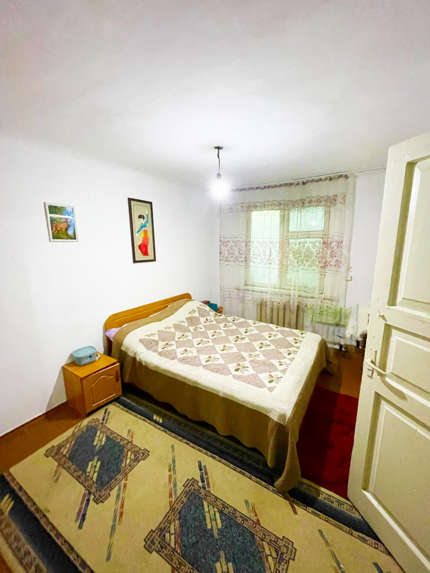 4-комнантный квартира, 76.0 м²,Абая за 7 500 000